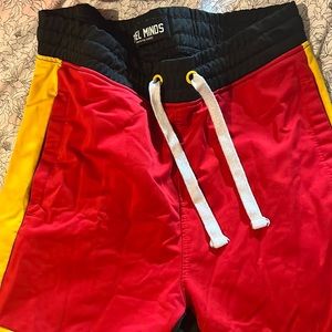 Rebel minds joggers size small